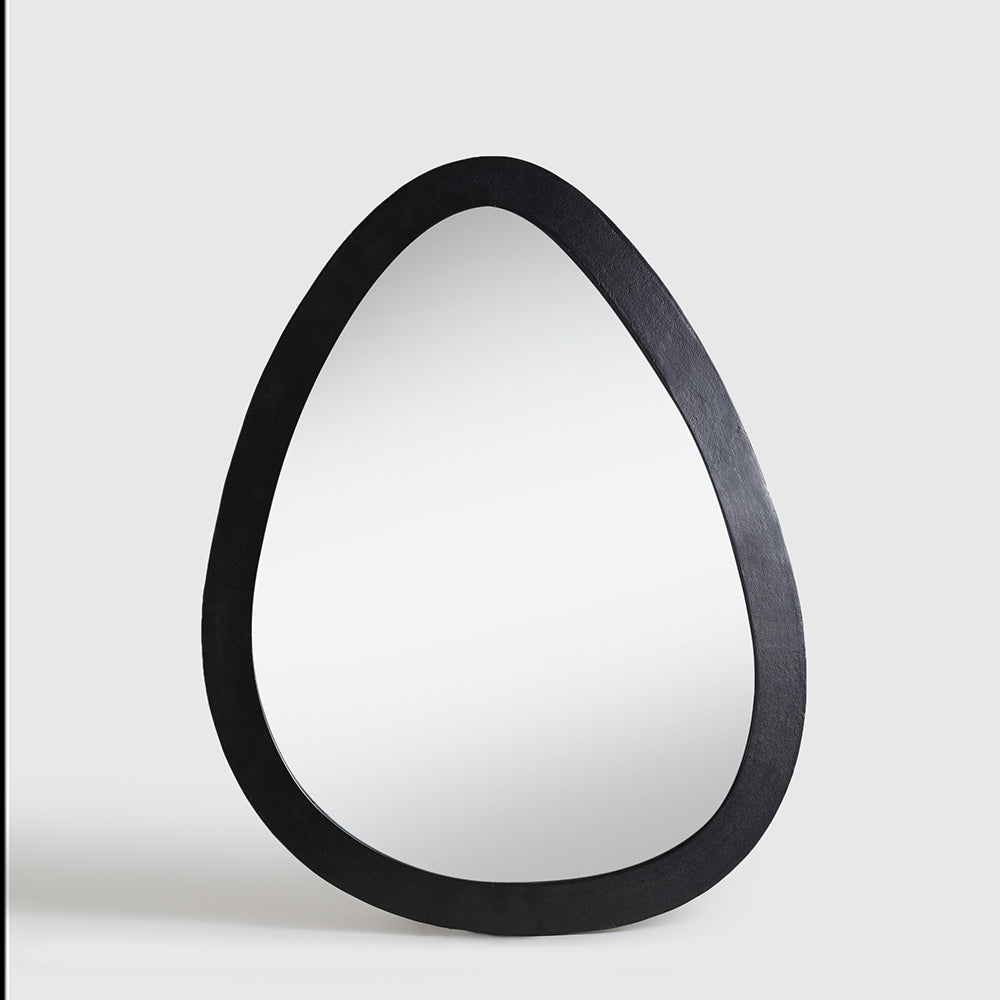 Hamiya Mirror - High-Quality Glass with Clear Reflection