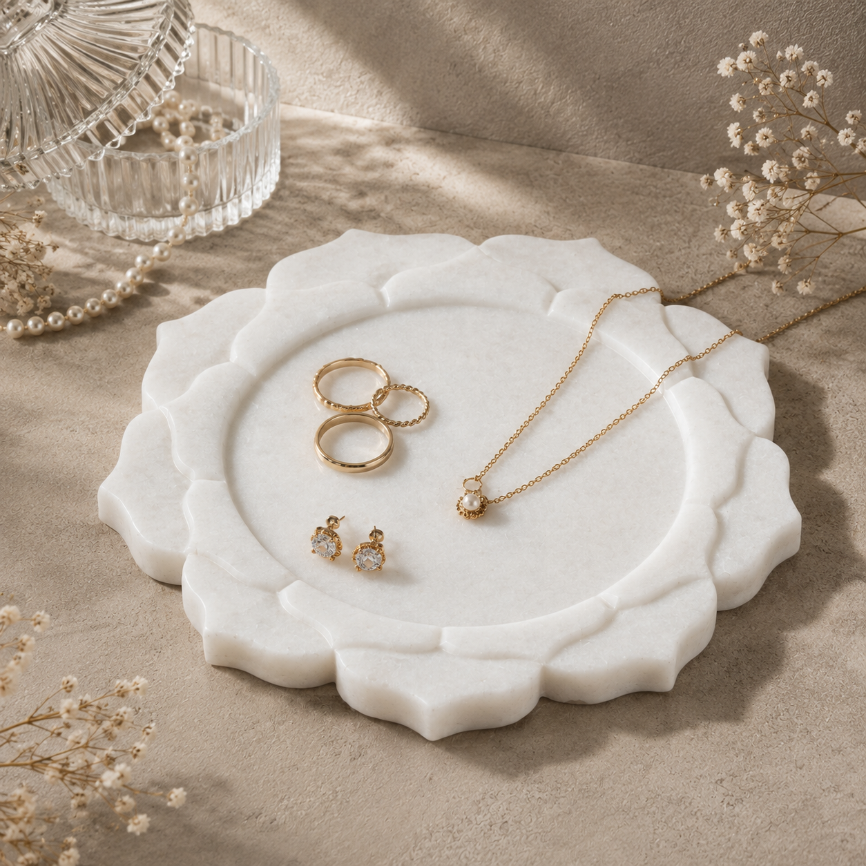 White Marble Jewellery Tray – Sculpted Floral Design for Elegant Jewellery & Vanity Décor